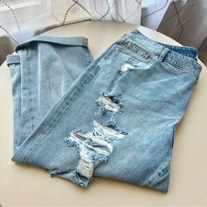 Lane Bryant Signature Fit Boyfriend Capri Distressed Medium Wash 20W